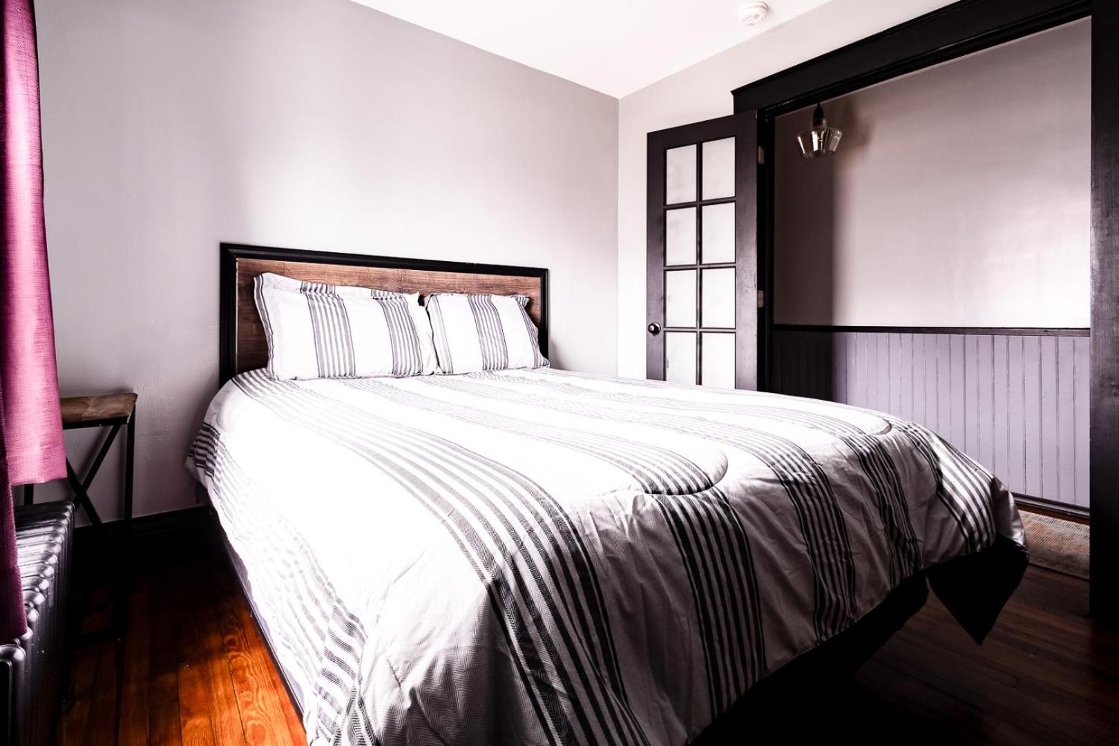 The Pub- 8Br Free Parking, Minutes From Falls & Casino Ниагара-Фолс Экстерьер фото